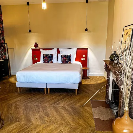 - And Cook Bed & Breakfast Annonay